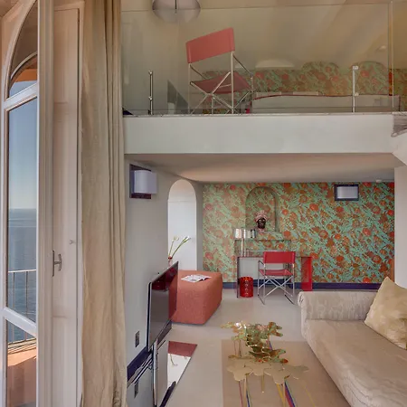 Punta Tragara 5*