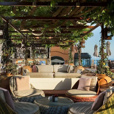 Punta Tragara 5* 카프리