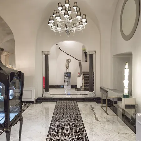 Punta Tragara 5* 카프리