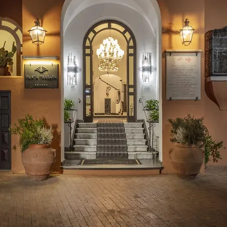 Punta Tragara 5*