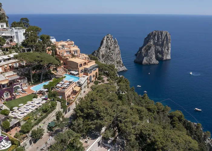 Punta Tragara 5* 카프리