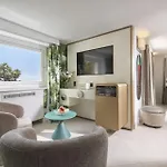 Punta Tragara 5*